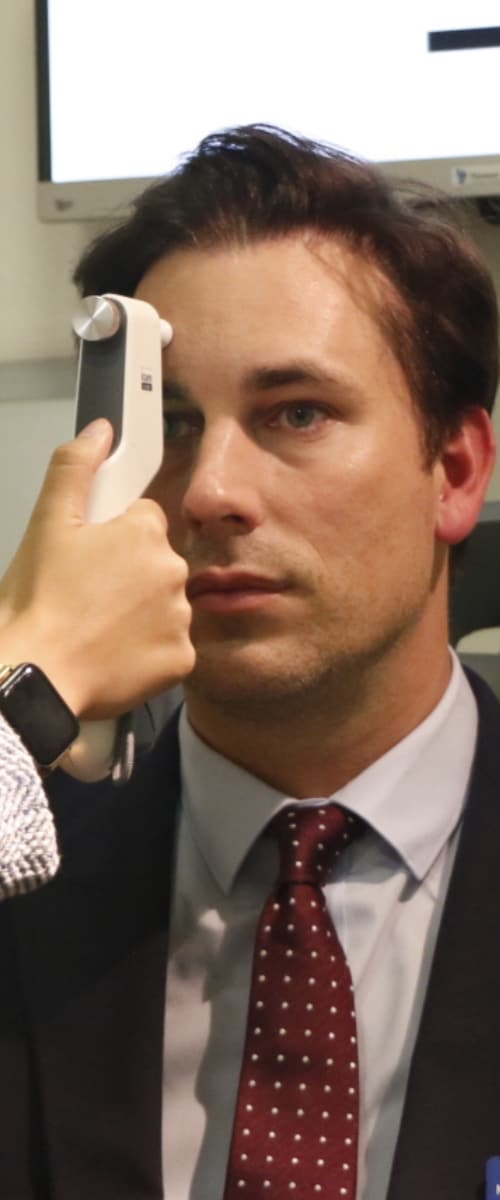 Patient undergoing Refactive Surgery